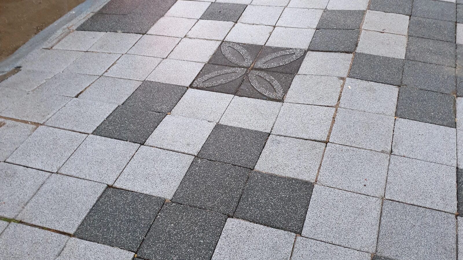 보도블럭 수목 보호틀 교체 공사